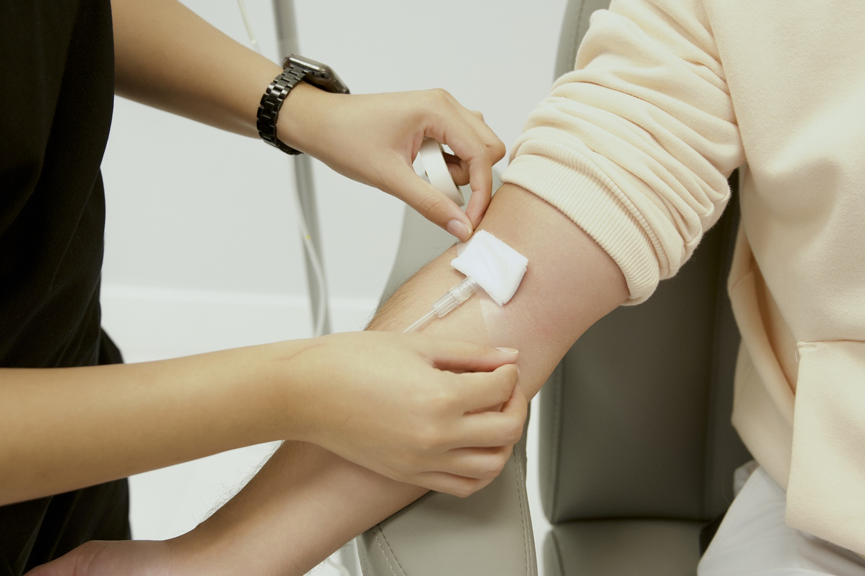 IV therapy for summer dehydration at Miami Lakes Medical Center to restore fluids and essential electrolytes in Florida.