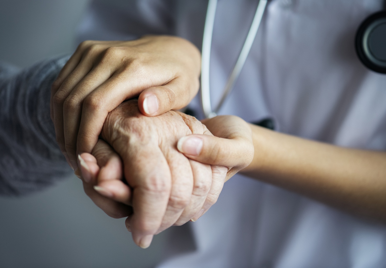 Tips to prevent heat stroke in older adults and protect senior family members from the Florida heat with Miami Lakes Medical Center.